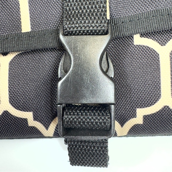 Skip Hop Travel Diaper Changing Pad Station & Bag Unisex black & tan - Picture 7 of 15